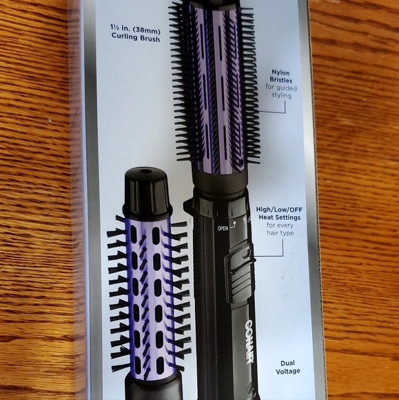 Conair Style With Hot Air 1.5 in (38mm) Curling Brush 2 Heat Settings Dual Volta - Picture 1 of 2